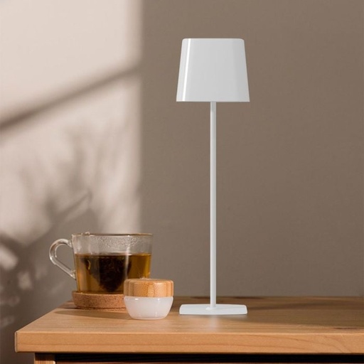 [23412] V-TAC Lámpara Solar Magnética de Mesa - IP65 Impermeable - Blanca - 5W- 400 Lumens - 3IN1